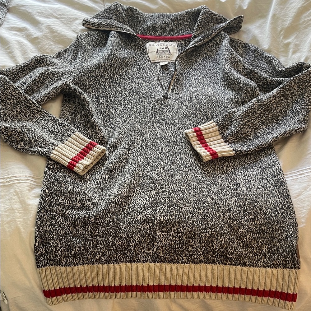 Roots Gray and Cream Women's Sweater Cardigan